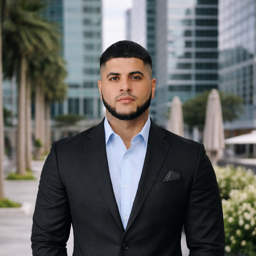 Jaime De Leon - Founder and Expert in Auto Glass Repair